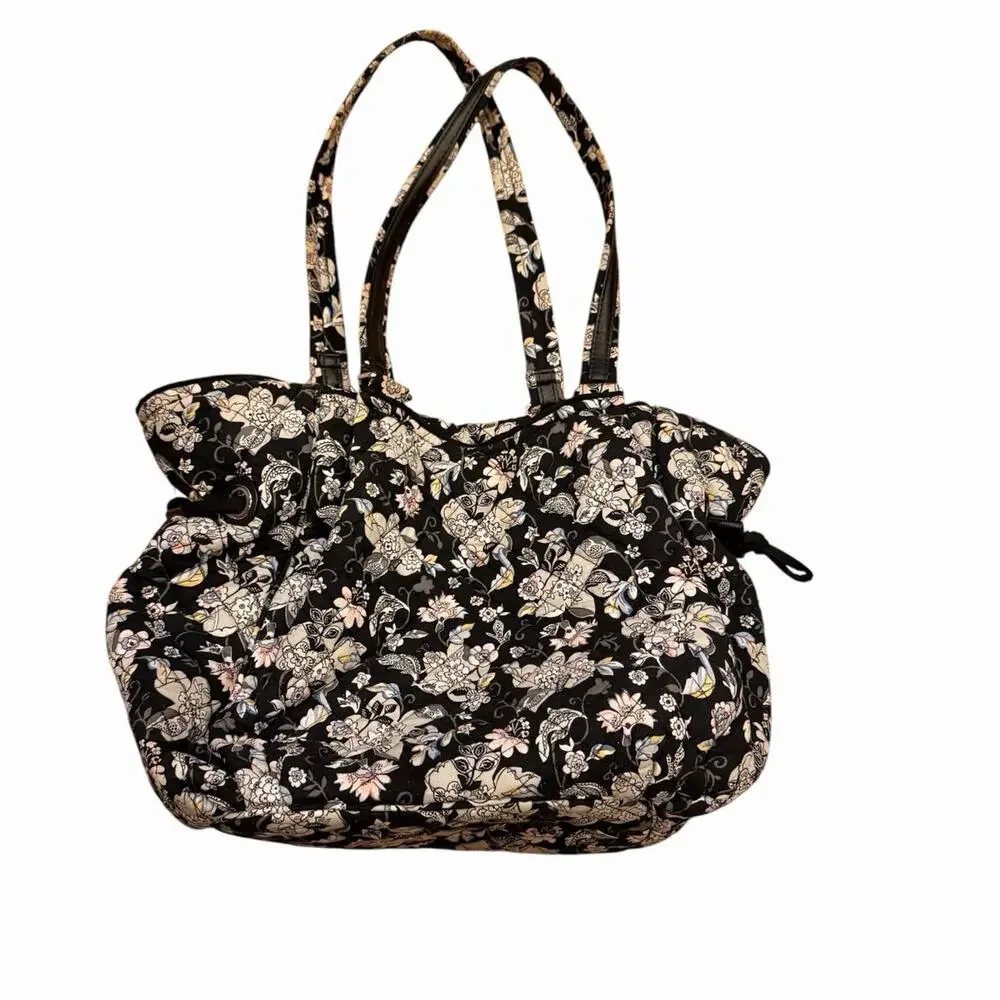 Vera Bradley Glenna Satchel – Retired Holland Garden – Like New